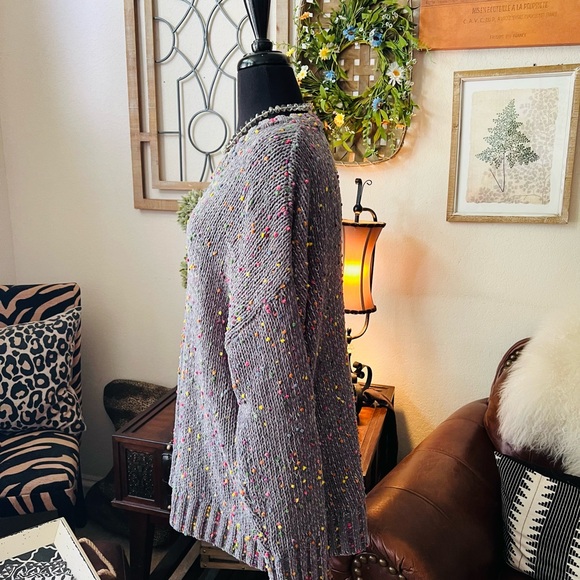 Multi-Color Sweater - Picture 3 of 6